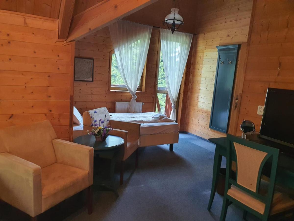 Bergzentrum Pam Яхимов Экстерьер фото